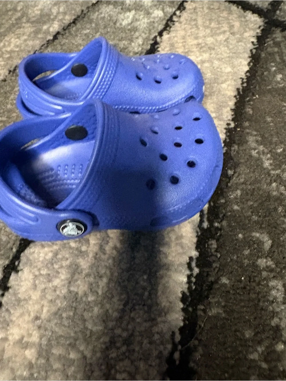 Baby crocs blue
